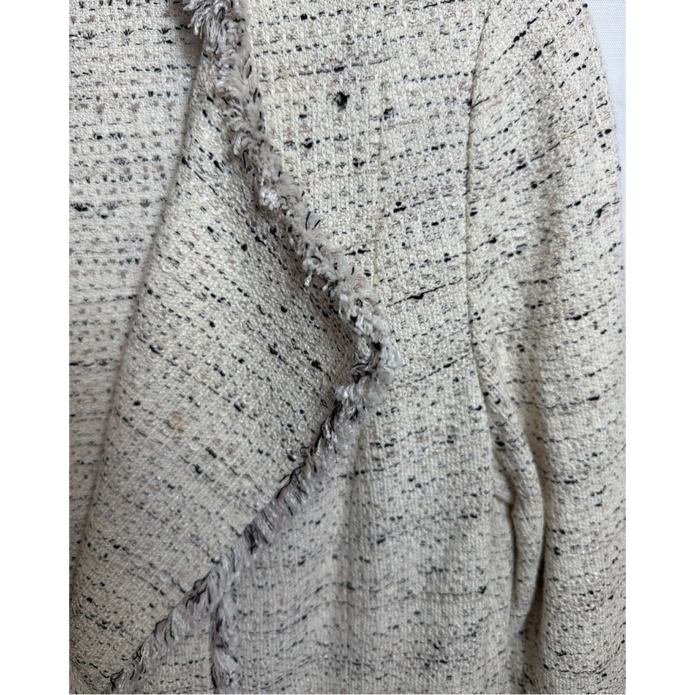 St. John Blazer Fringe Trim Cream Tweed USA Women’s Size 10 Quiet Luxury Office - Picture 3 of 9